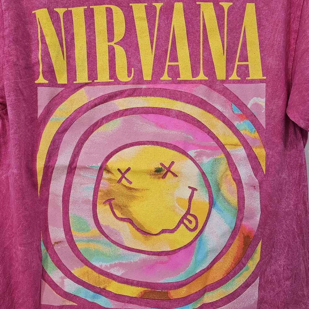 NWOT Nirvana Nevermind Graphic Tee - Picture 4 of 5